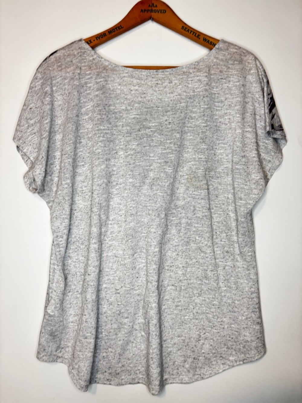 Gray Apt. 9 Embelished Floral Graphic Scoop Neck Linen Blend Top -XL- - Picture 2 of 13